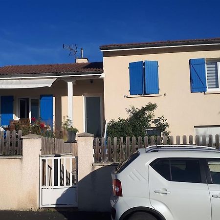 Maison 6 Personnes Billom Eksteriør billede
