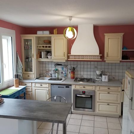 Maison 6 Personnes Billom Eksteriør billede